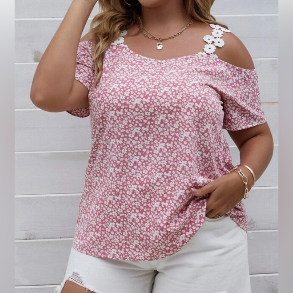 Open shoulder top